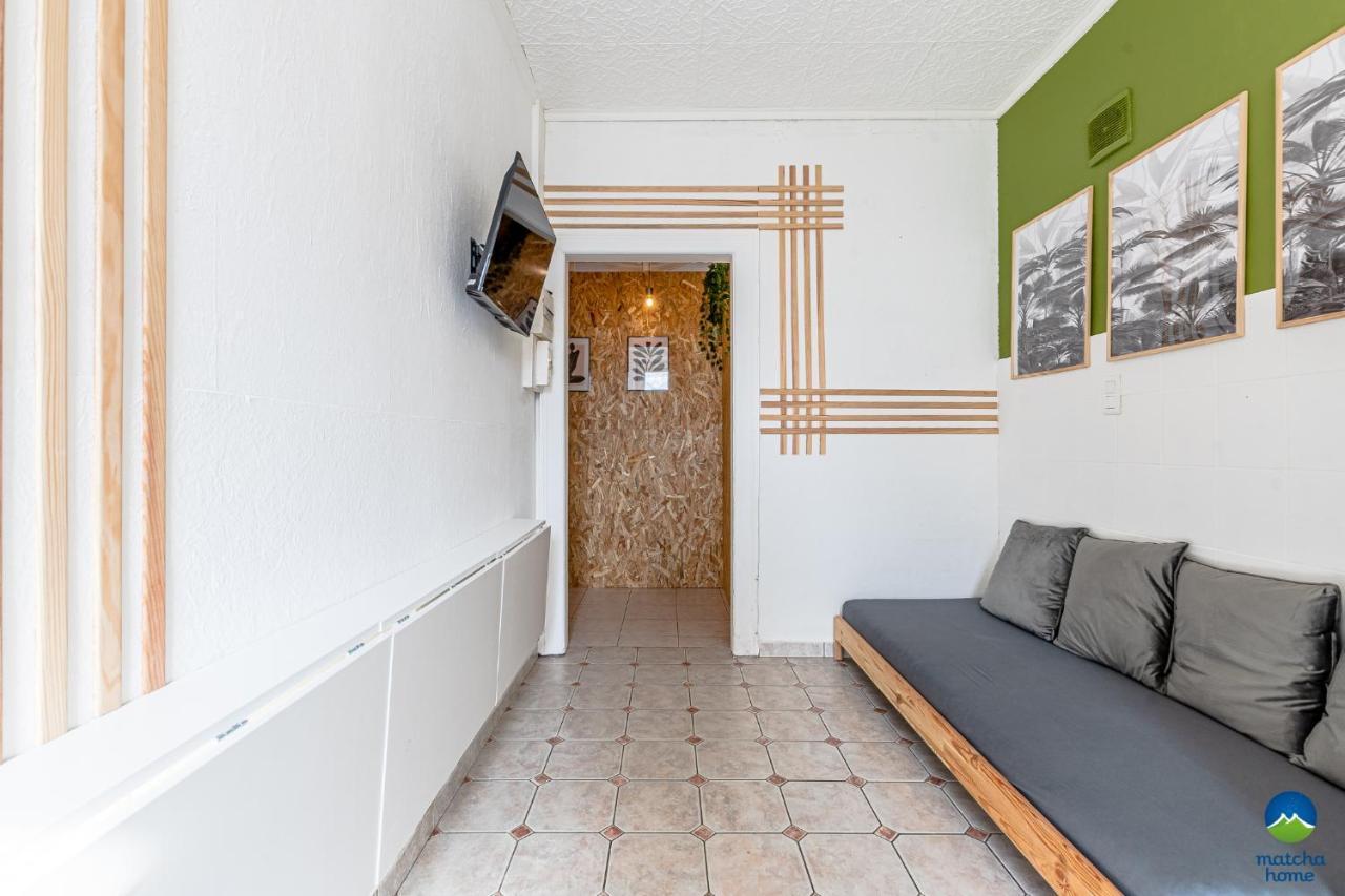 3 Appts - 3 A 7 Lits - Parfait 6 A 10 Pers - Max 26 Pers - 1 Immeuble - Convivialite, Rentabilite ------ English - 3 Apts - 3 To 7 Beds - Ideal For 6 To 10 Guests - Up To 26 - Same Building - Friendly, Flexible Hettange-Grande Exterior foto