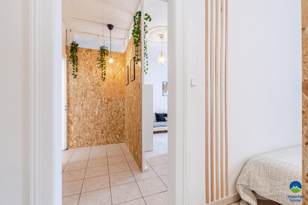 3 Appts - 3 A 7 Lits - Parfait 6 A 10 Pers - Max 26 Pers - 1 Immeuble - Convivialite, Rentabilite ------ English - 3 Apts - 3 To 7 Beds - Ideal For 6 To 10 Guests - Up To 26 - Same Building - Friendly, Flexible Hettange-Grande Exterior foto