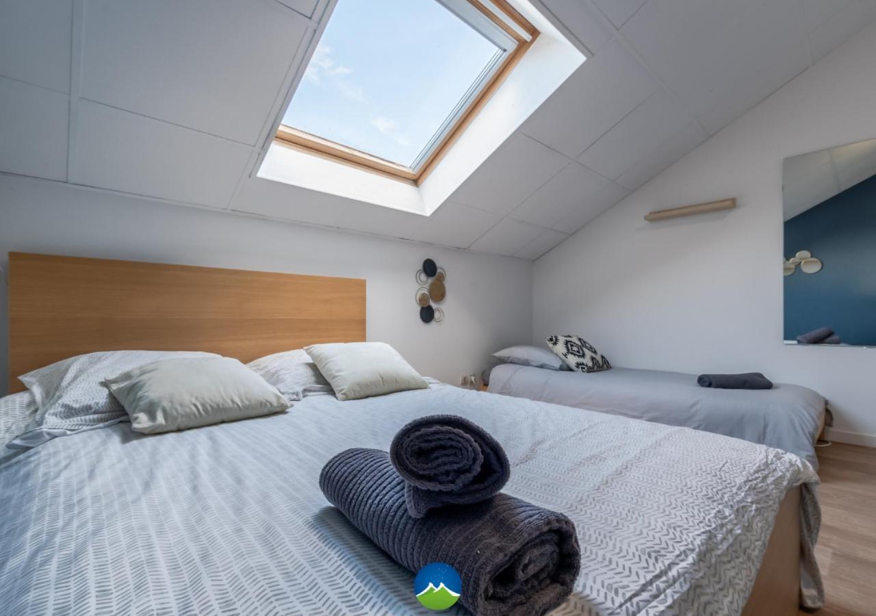 3 Appts - 3 A 7 Lits - Parfait 6 A 10 Pers - Max 26 Pers - 1 Immeuble - Convivialite, Rentabilite ------ English - 3 Apts - 3 To 7 Beds - Ideal For 6 To 10 Guests - Up To 26 - Same Building - Friendly, Flexible Hettange-Grande Exterior foto